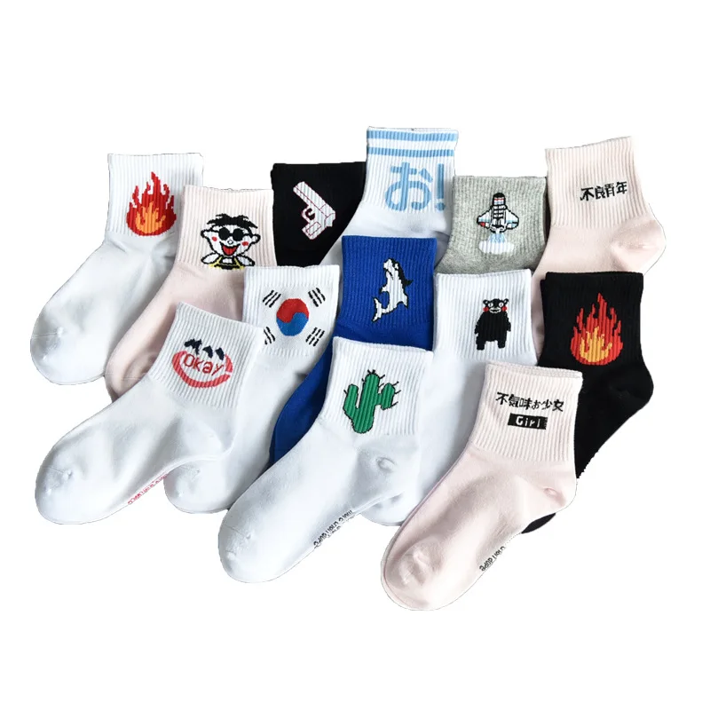 

2020 New Cotton Women Size Short Socks Casual Harajuku Low Cut Socks Chinese character Sock For Men Cactus Fire Print Lovers