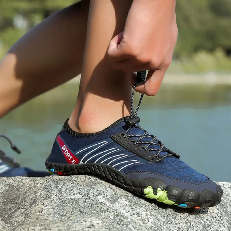 Мужская Летняя обувь Aqua дышащая сетчатая выше колена женские шлепанцы для