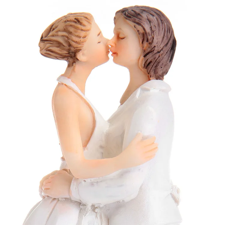 Статуэтка для свадебного торта той же расцветки романтическая смоляные подарки