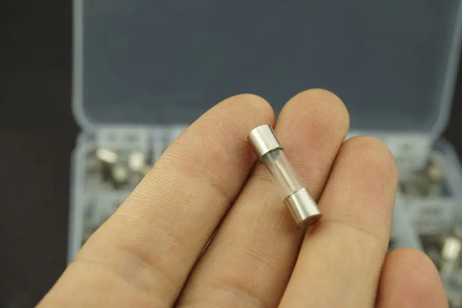 100PCS/Lot 5x20mm 0.2A-20A Fast Blow Glass Fuse Amp Quick Tube Kit |