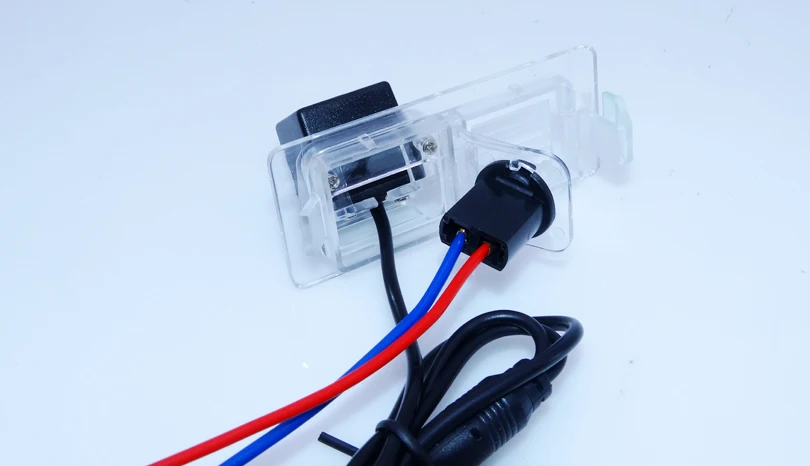 По акции Автомобильная камера заднего вида с 4 светодиодными лампами ночного