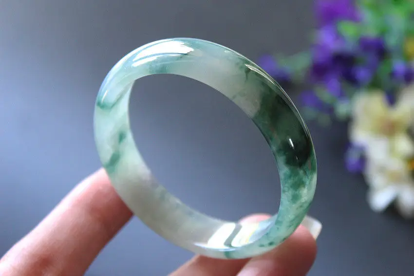 

Certified Green Natural A Jadeite Jade Bangle Bracelet Oval Shape 55--61mm