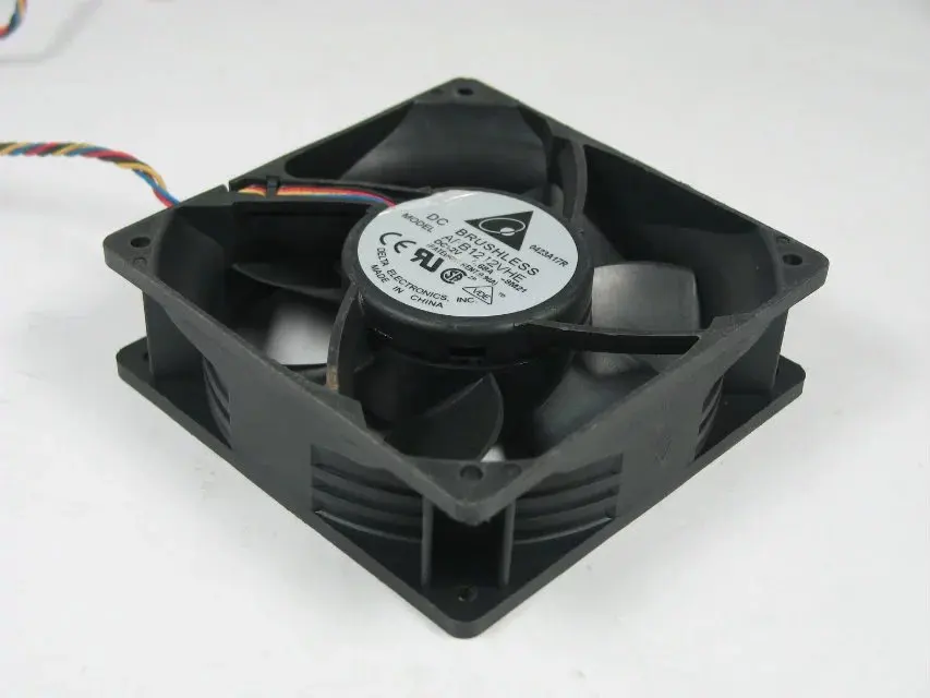 Вентилятор охлаждения сервера Detla Electronics AFB1212VHE 8M21 DC 12 В 120 А 120x38 мм|square fan|server fandc fan