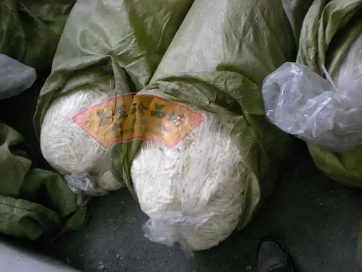 Клык Северо-Востоке небольшой свежий женьшень белый вина оптовая блюда суп