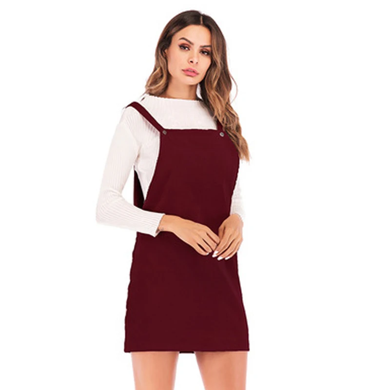 Однотонное повседневное тонкое женское платье летнее вельветовое на бретельках