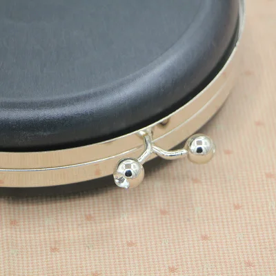 silver Одна штука 18 СМ Круглая Форма Серебряный Золотой металлический каркас для кошелька с черной пластиковой коробкой клатч O сумка Аксессуары Ручка для сумки - Цвет: silver