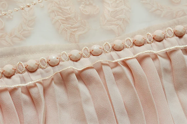 Летнее платье женское Emboridery Кружева Плиссе Короткие Шифон платья Sexy Party Платья Элегантный Повседневная Абрикос коктейльное платье