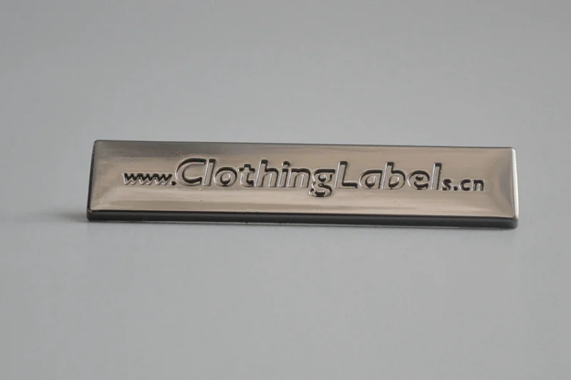 Custom metal labels for bag clothing shoes engraved logo zinc alloy material gunmetal color accept small order | Дом и сад