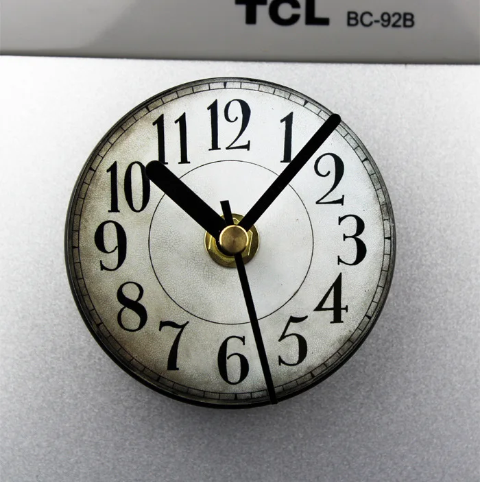 Настенные часы в стиле ретро цифровые приклеивающиеся для кухни холодильника на