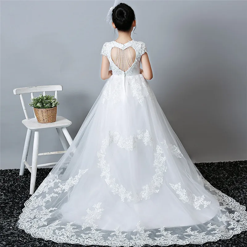 

2019Luxury Children Girls Back Hollow Design Birthday Wedding Party Long Tail Princess Lace Dress Kids White Evening Piano Dress