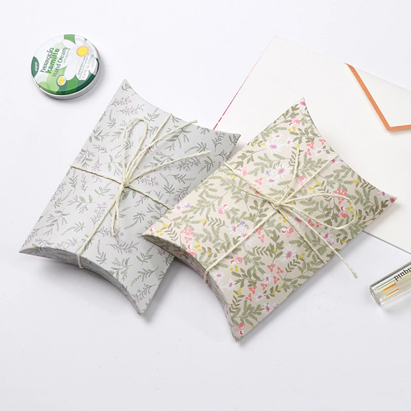 50pcs Craft Paper Gift Box Floral Vintage Flower Leaves Pillow Shape Wedding Favor Candy Present Bags Birthday Party Supply | Дом и сад