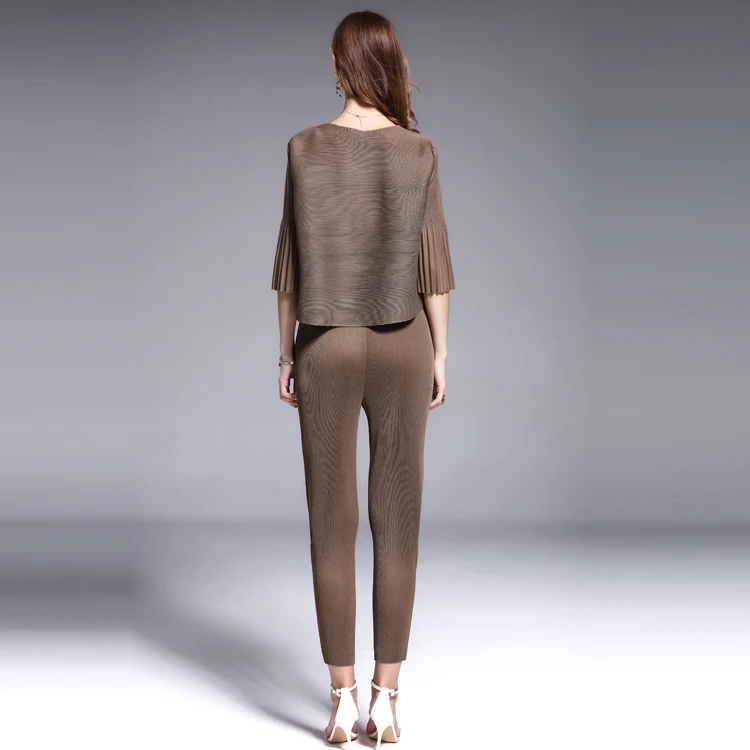 Женское Плиссированное пальто Changpleat свободная тонкая однотонная короткая