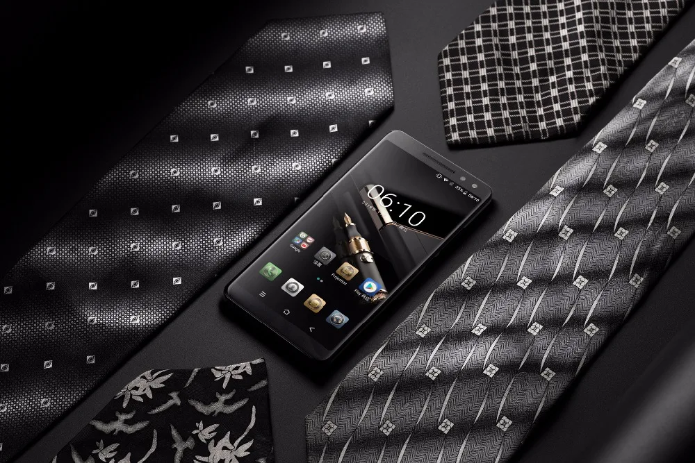 Blackview MAX 1 смартфон 6 ГБ+ 64 ГБ 6,0" экран 4680 мАч MT6763T Восьмиядерный Android 8,1 мобильный телефон с двумя sim-картами NFC мини-проектор