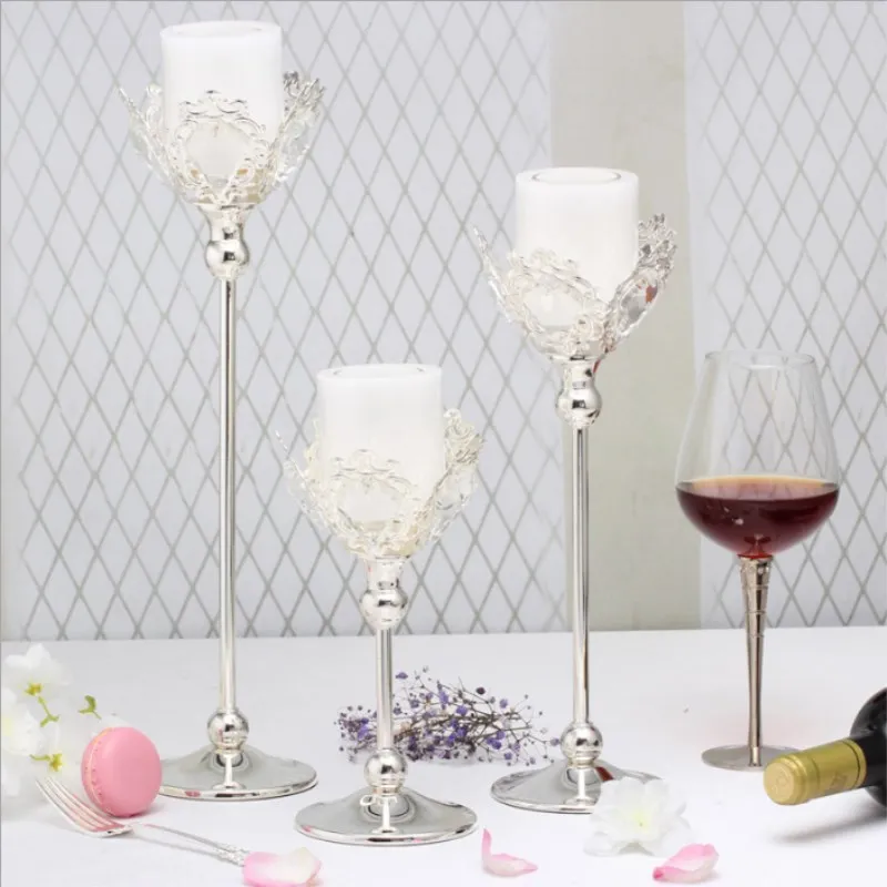 

New High-end Wrought Iron Candlestick Wedding Supplies Home Decorative Ornaments Set Table Props Bar Decoration
