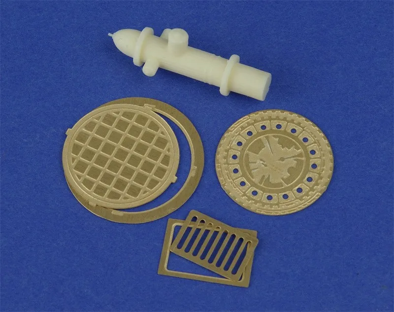 

1/35 Drainage, Manhole Covers and Fire Hydrant 1 Set Resin Model Accessory