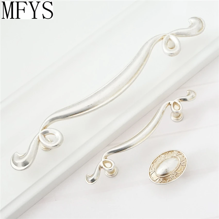 

MFYS 3.25" Antique Silver Furniture Handle Zinc Alloy Cabinet Handle Drawer Wardrobe Closet Handle Kitchen Cupboard Door Knobs