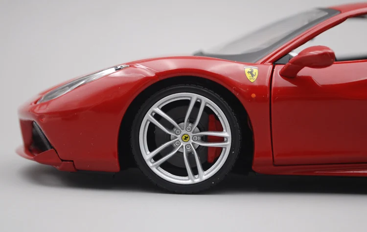 Суперходовая модель автомобиля Bburago 1:24 laFerrari 488 GTB из красного сплава|Статуэтки и