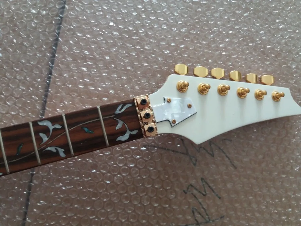 1 шт. Электрогитара шеи клен и золотой тюнеры части для Ibanez стиль