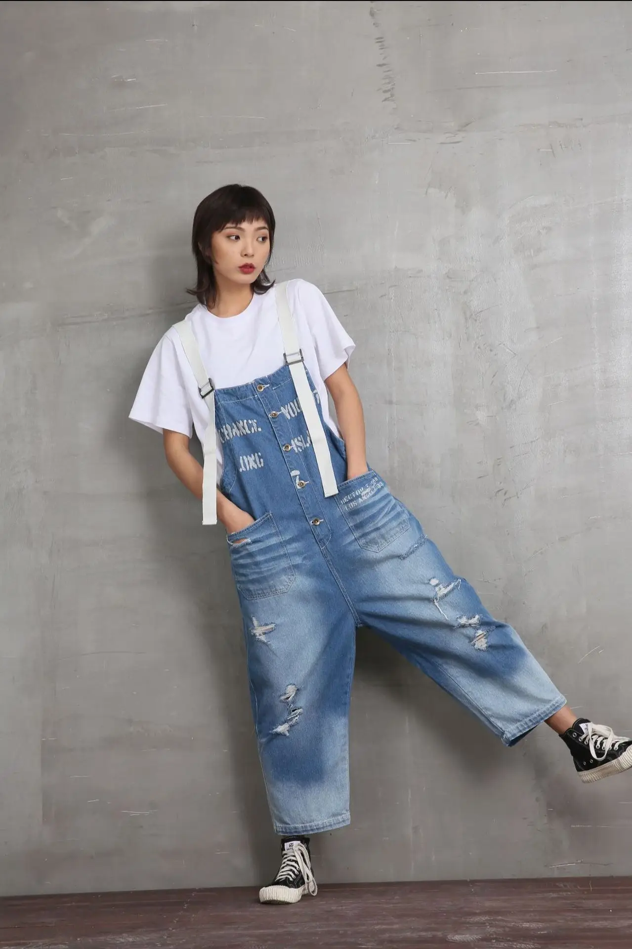 Fashion Vintage Letter Blue Bib Pants Woman Summer 2019 New Japanese Style Large Size Make Old Casual Jeans XL-01 | Женская одежда