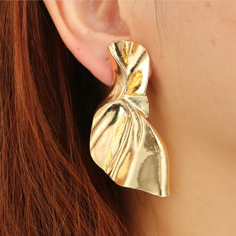 2018 модные серьги гвоздики неправильной формы для женщин металлические в форме