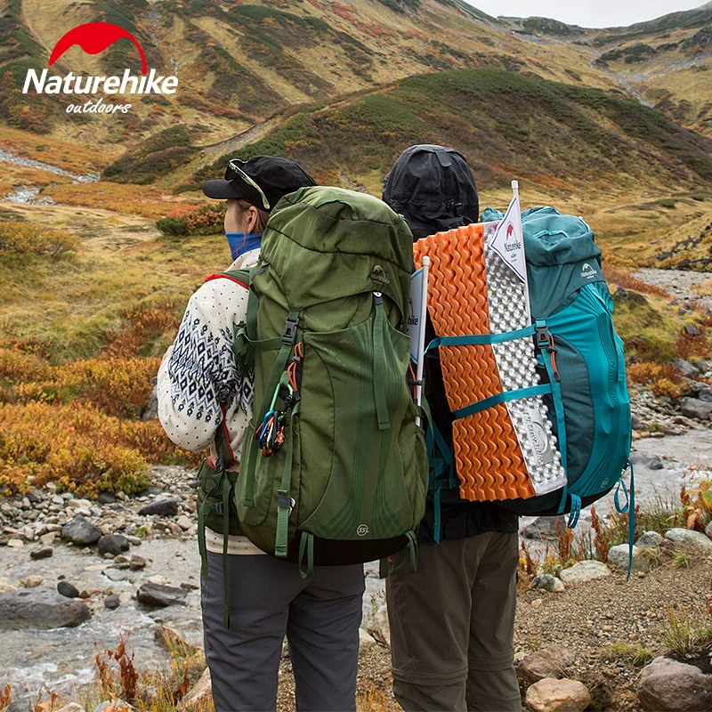 NatureHike ультралегкие походные рюкзаки с дождевиком включены для путешествий на
