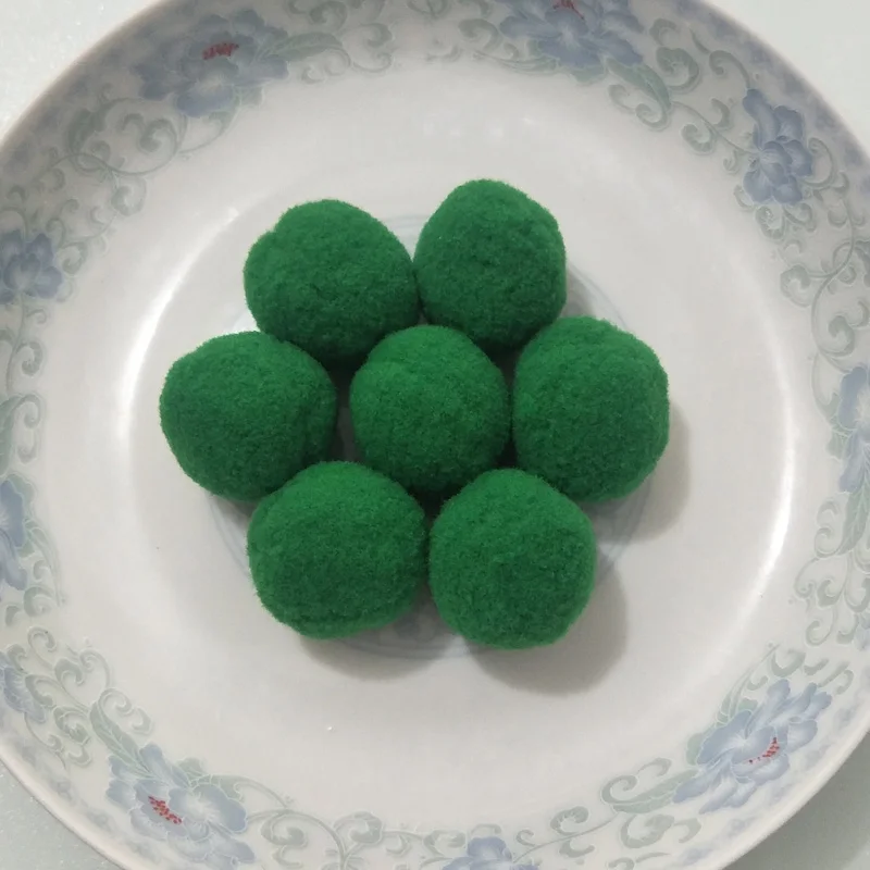 Dark Green 10 шт 30 мм цветные круглые фетровые шары, помпоны для самодельных девушек, вечерние принадлежности для комнаты, свадебные украшения, фетровые шары, аксессуары - Цвет: Dark Green