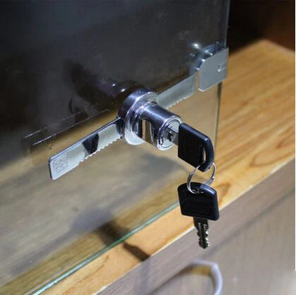2pcs Universal Key Type Vitrine lock sliding Glass Cabinet Door Lock Very Easy To Install Safety Essential | Обустройство дома