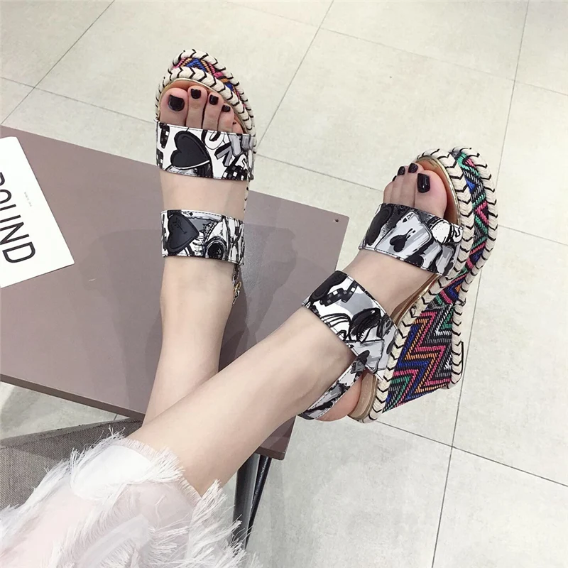 Summer Fashion Women Platform Sandals Luxury Designer High Heels Wedge Sandals Novelty Peep Toe Cork Sandals Party Shoes