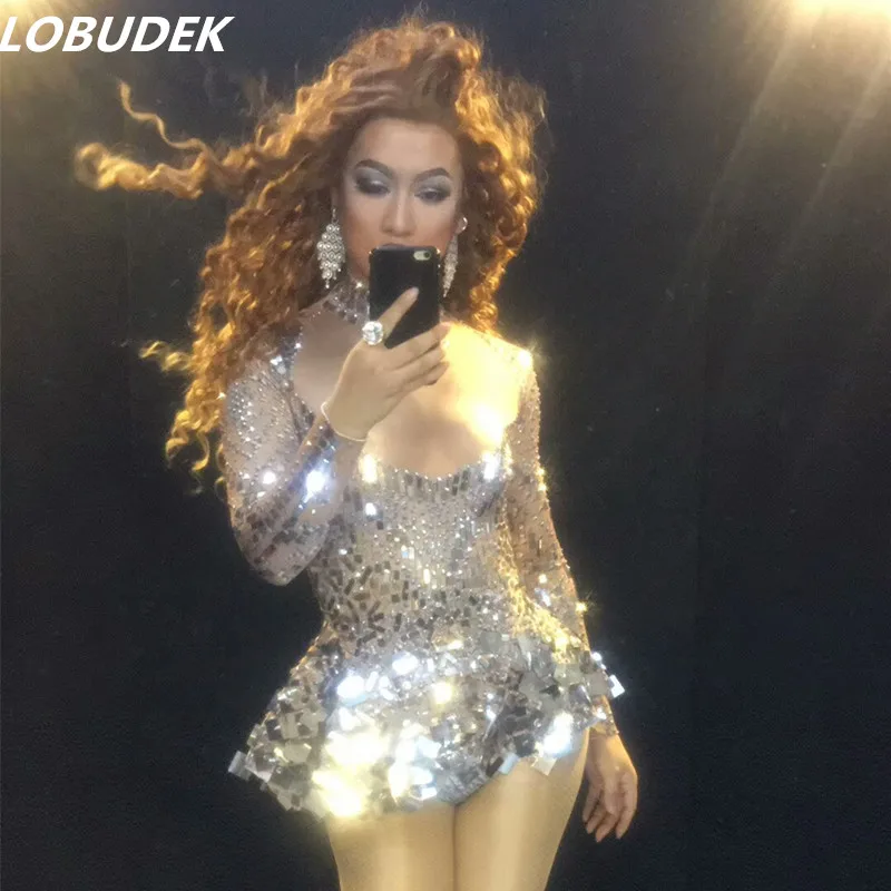 Женское серебряное платье с блестящими стразами сексуальные костюмы яркие