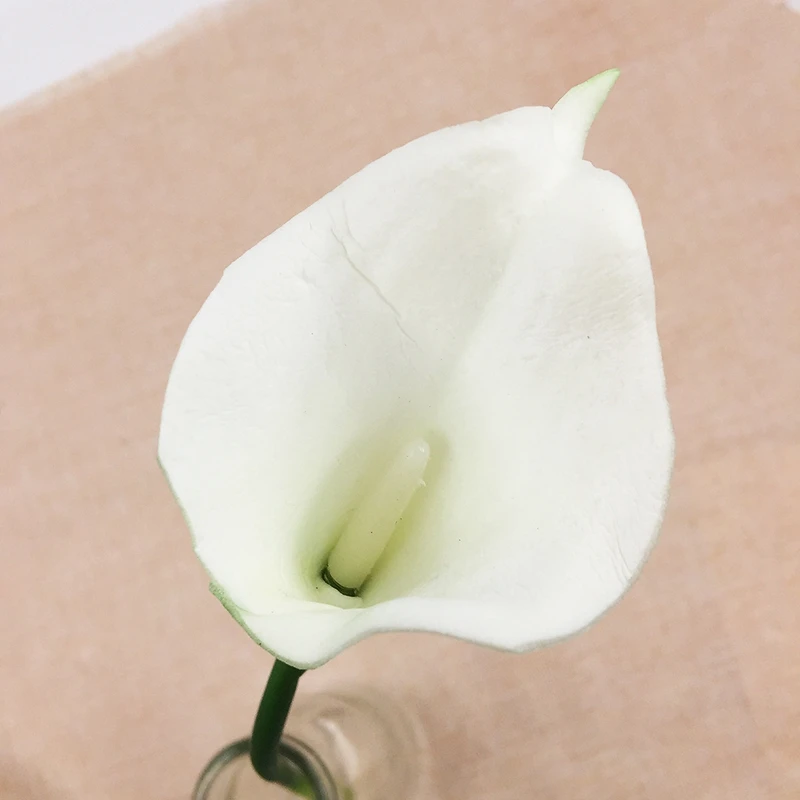 2 шт. искусственная Калла Лилия полиуретан с эффектом реального прикосновения