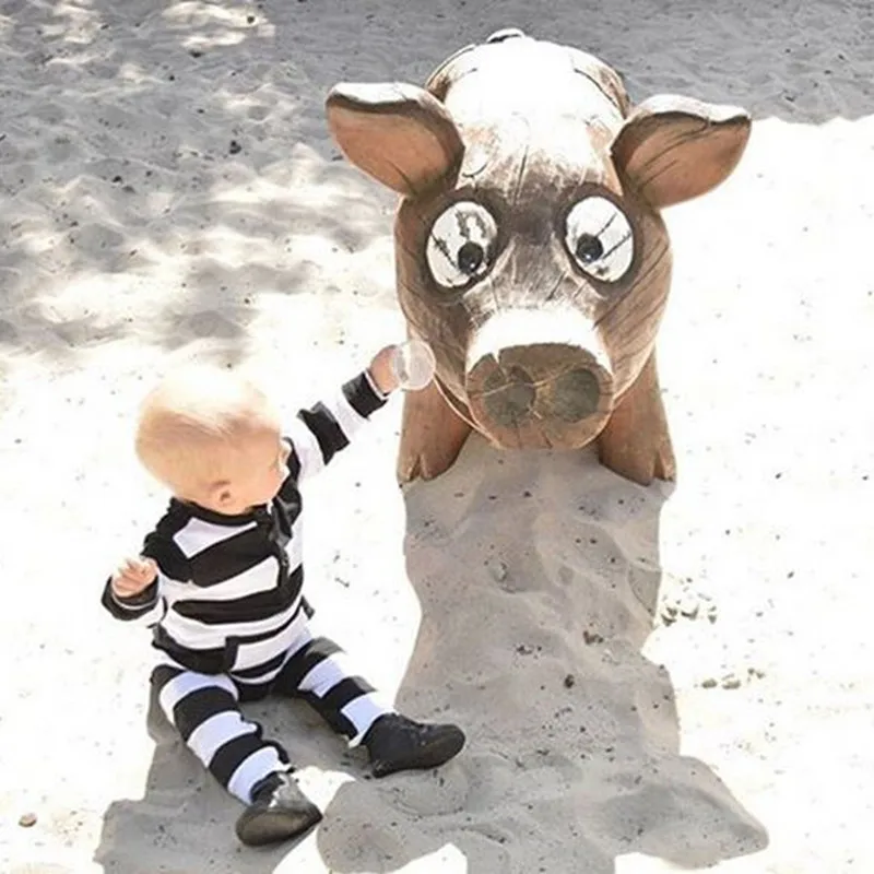 От 0 до 2 лет комбинезон в полоску черно белый с карманами| |