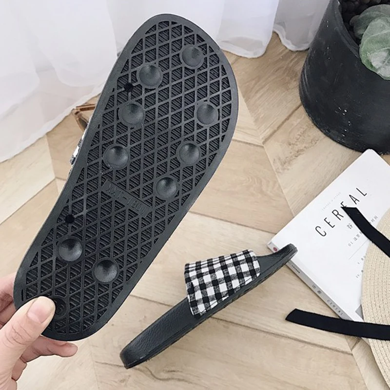 Summer Slippers Women Pineapple Cute Korean Style Fabric Simple Plaid Flat Slipper Ladies Non-slip Shoes Womens All-match Chic | Обувь