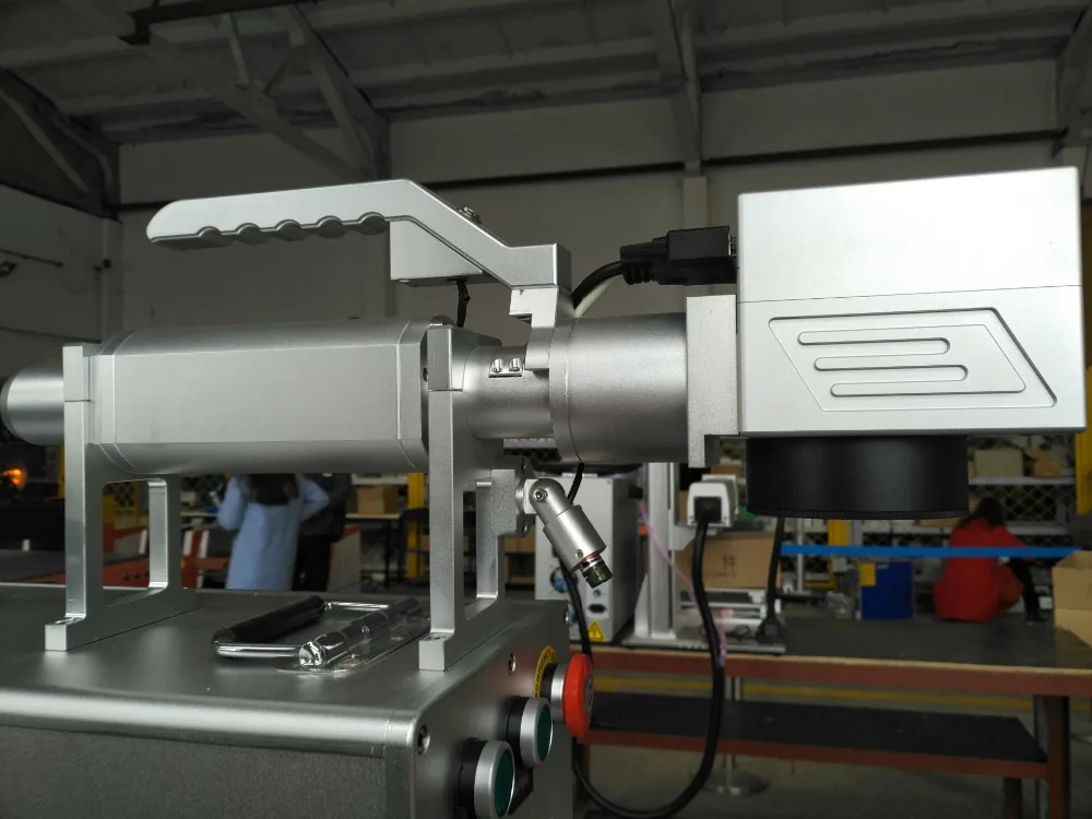 Горячий стиль Цзинань Ссылка Raycus лазерный генератор ручной маркировочный станок