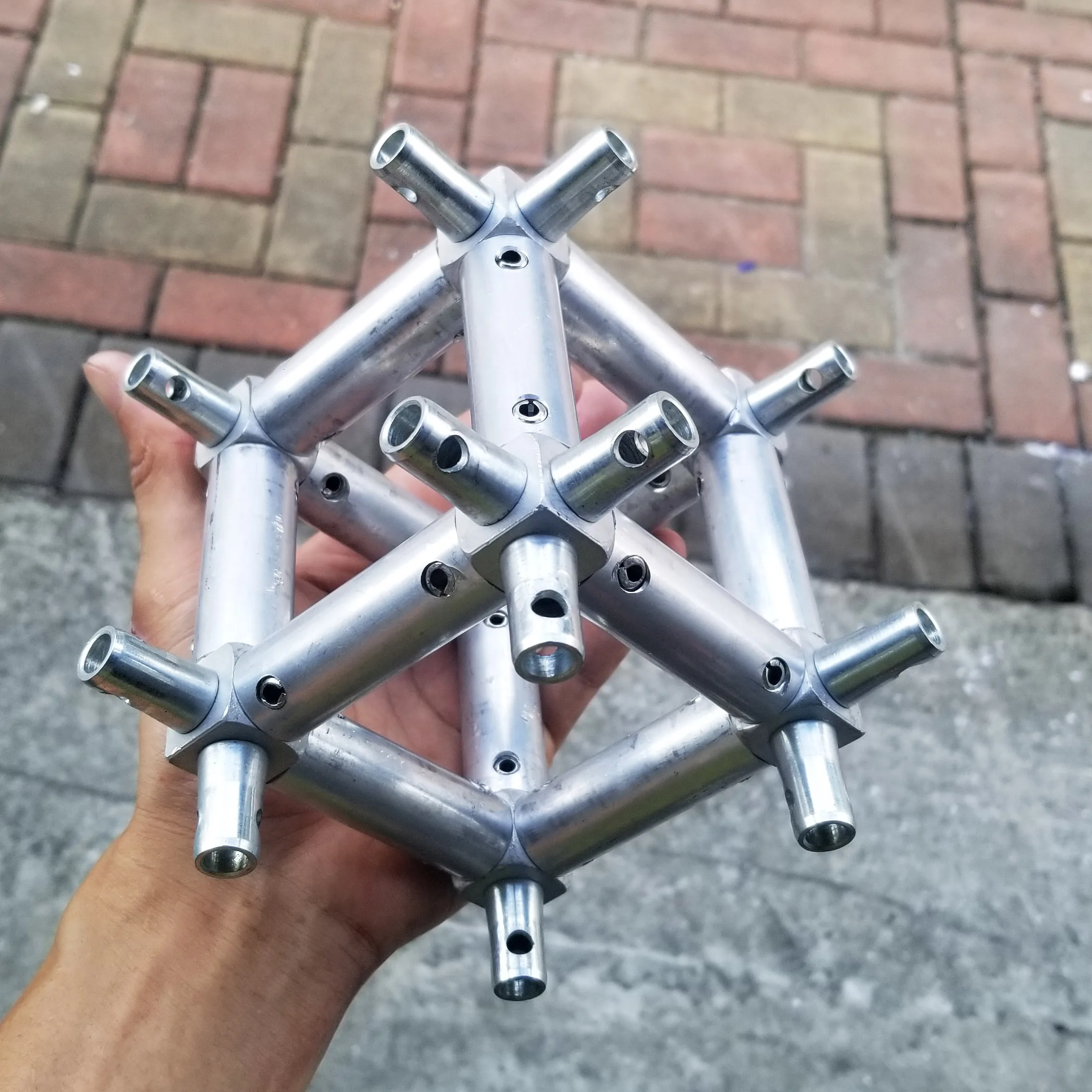Универсальная Соединительная конструкция совместима с F14|truss| |