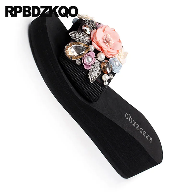 Босоножки женские свадебные на танкетке шлепанцы высоком каблуке сланцы с