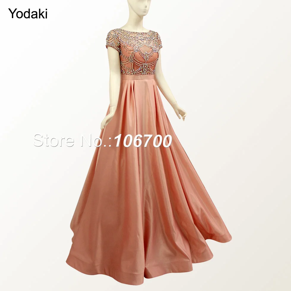 Потрясающие платья ручной работы с бусинами и кристаллами для встречи