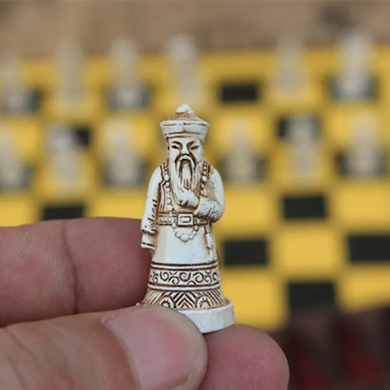 Новые старинные шахматы Маленькая кожаная шахматная доска Qing Bing реалистичные