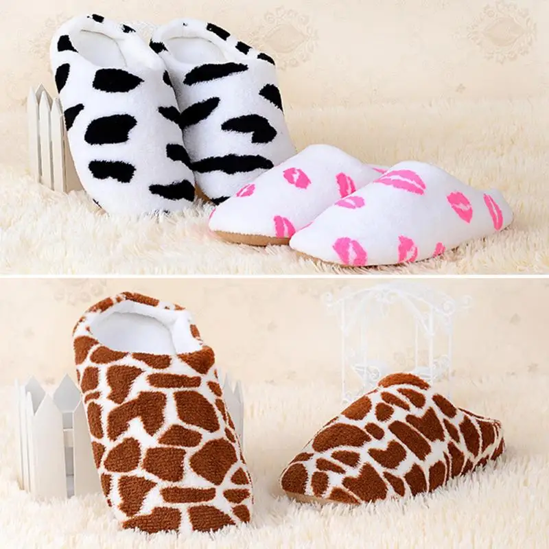 Женская обувь теплая зимняя домашняя из плюша нескользящая мягкие тапочки