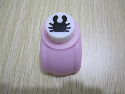 Crab 15 мм Furador Diy канцелярские резаки для бумаги режущие Eva пенообразователь Дырокол машина для скрапбукинга экономия труда для рукоделия малыш Дырокол - Цвет: Crab