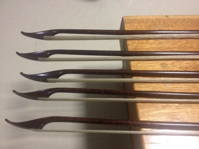 5 шт. высокое качество барокко Скрипка Лук 4/4 Змея дерево костный лук лягушка |