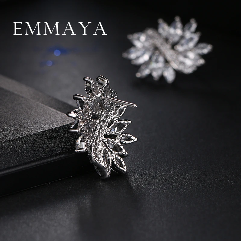 Женские серьги-гвоздики с фианитом Emmaya высококачественные камнем в форме цветка