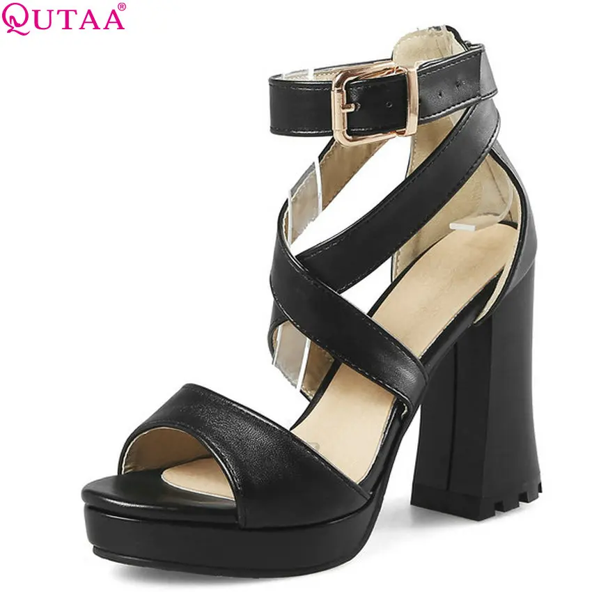 Женские босоножки на платформе QUTAA черные из искусственной кожи высоком