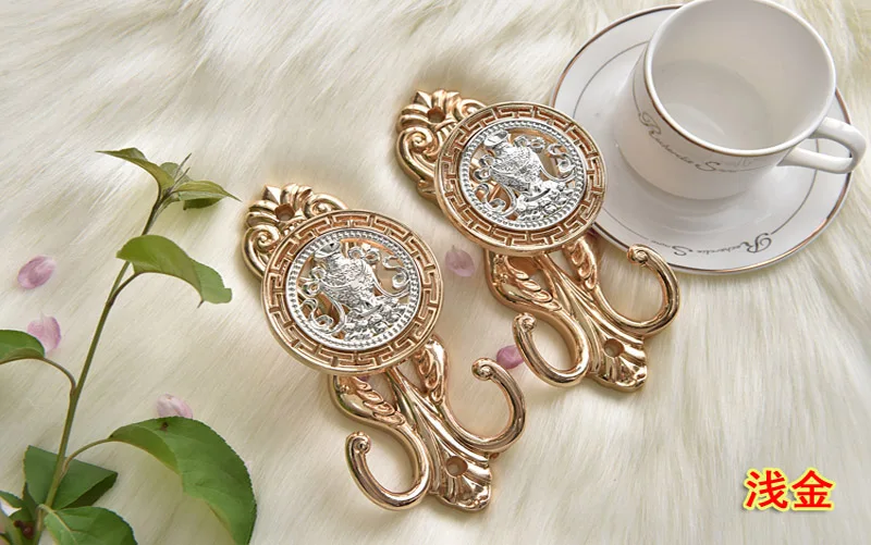 Style 2 1 пара крючков для штор из сплава, креативные китайские декоративные Аксессуары для штор, ретро крючок, изысканный полый дизайн, лидер продаж, SaleCP129#30 - Цвет: Style 2