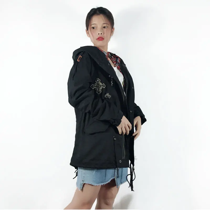 

2018 Spring Korean Version snake Beading Wind Coat Thin Long Sleeve Hat Jacket
