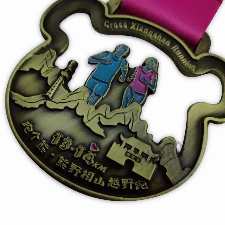 Изготовленная на заказ медаль с покрытием бронзового цвета медаль 13,14 км Беговая медаль форма головы кота Дизайн
