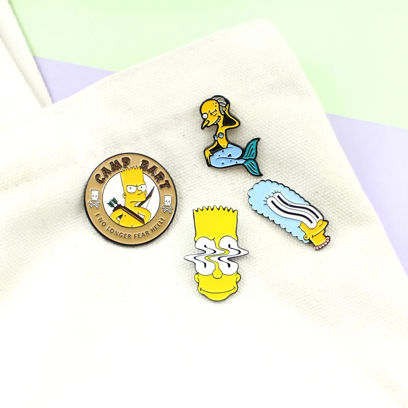 Брошь в виде мультяшного персонажа из аниме Симпсоны|Броши| |