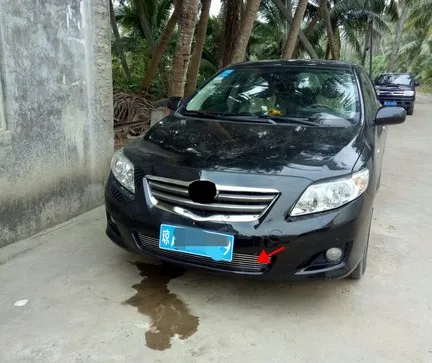 Передняя Верхняя решетка гриля из нержавеющей стали для Toyota Corolla 2008-09 2 шт. |