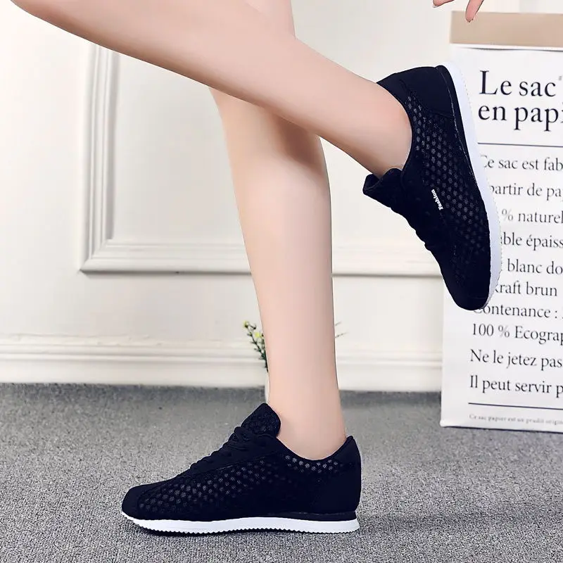 

2020 LAISUMK Women Shoes Summer Fashion Casual Cutouts Lace Canvas Shoes Hollow Floral Breathable Platform Flat Shoes Sneakers