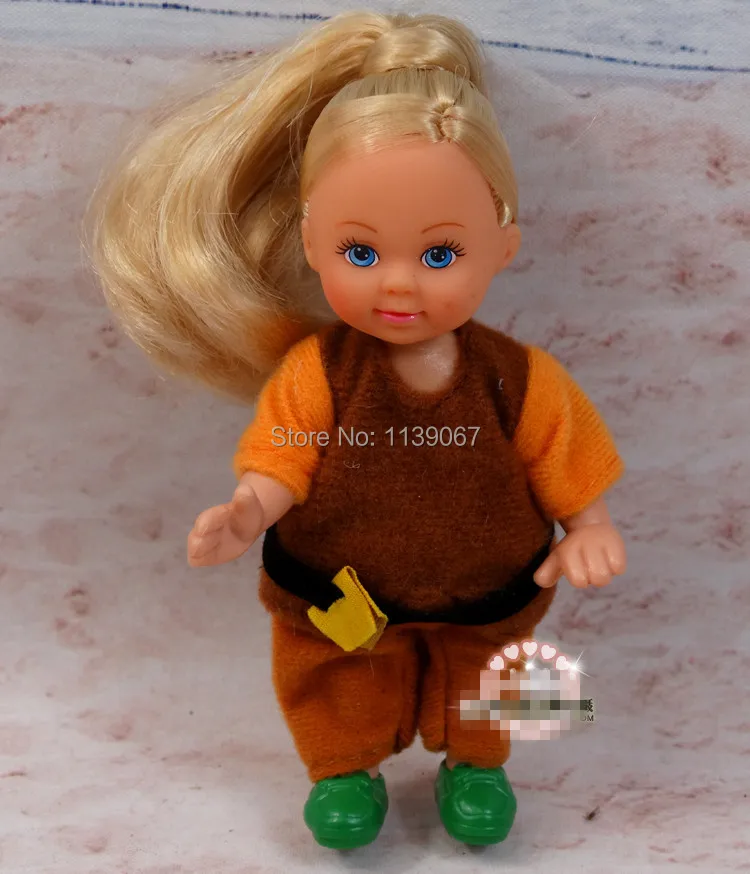 Детские игрушки SIMBA 10 предметов кукла Келли с красивым платьем разные стили