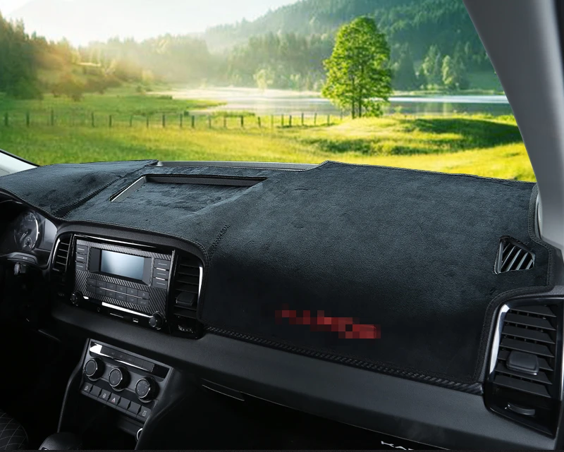 Black Для SKODA KAROQ накладка на приборную панель коврик солнцезащитный козырек Избегайте светильник Коврик Для приборной доски протектор Авто аксессуары - Цвет: Black